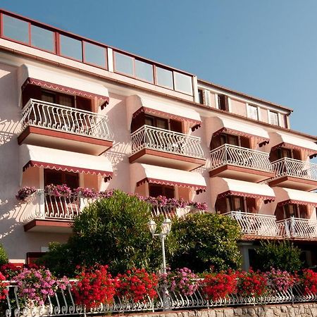 Bed & Breakfast Villa Klara Icici Bagian luar foto