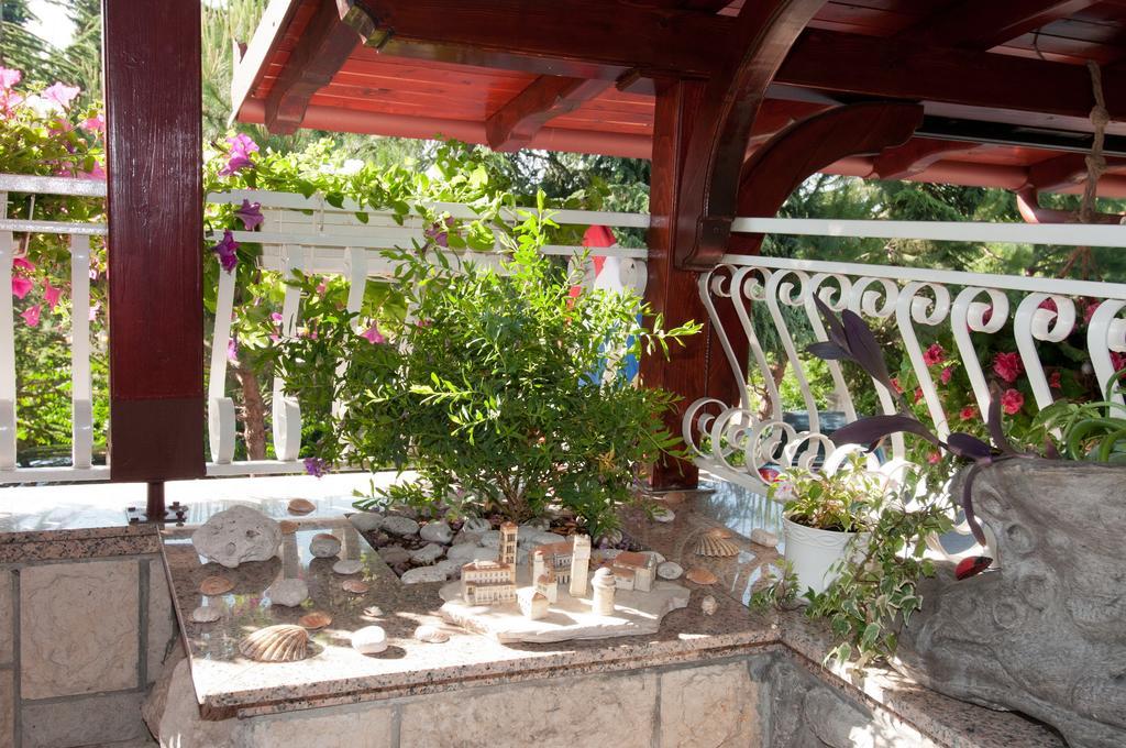 Bed & Breakfast Villa Klara Icici Bagian luar foto