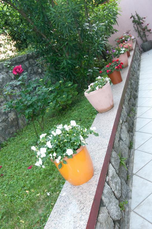 Bed & Breakfast Villa Klara Icici Ruang foto