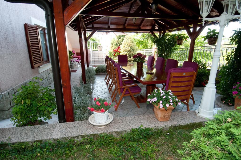Bed & Breakfast Villa Klara Icici Bagian luar foto