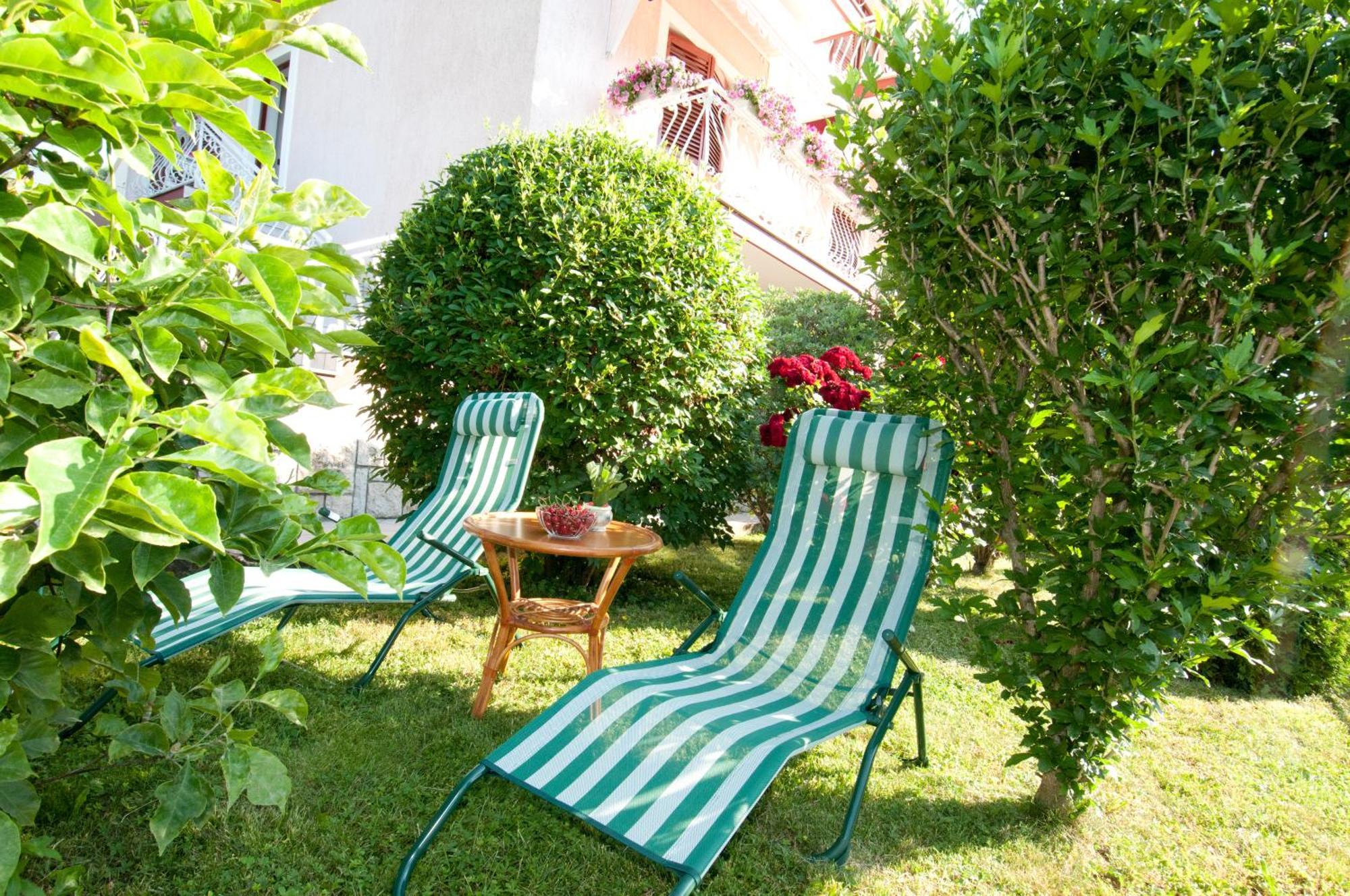 Bed & Breakfast Villa Klara Icici Bagian luar foto